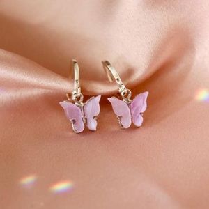 Butterfly Earrings 💗🦋